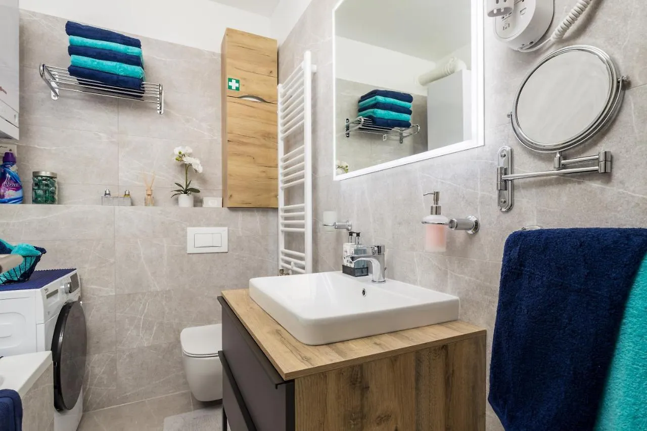 Apartment Apartman Flos Maris Rijeka
