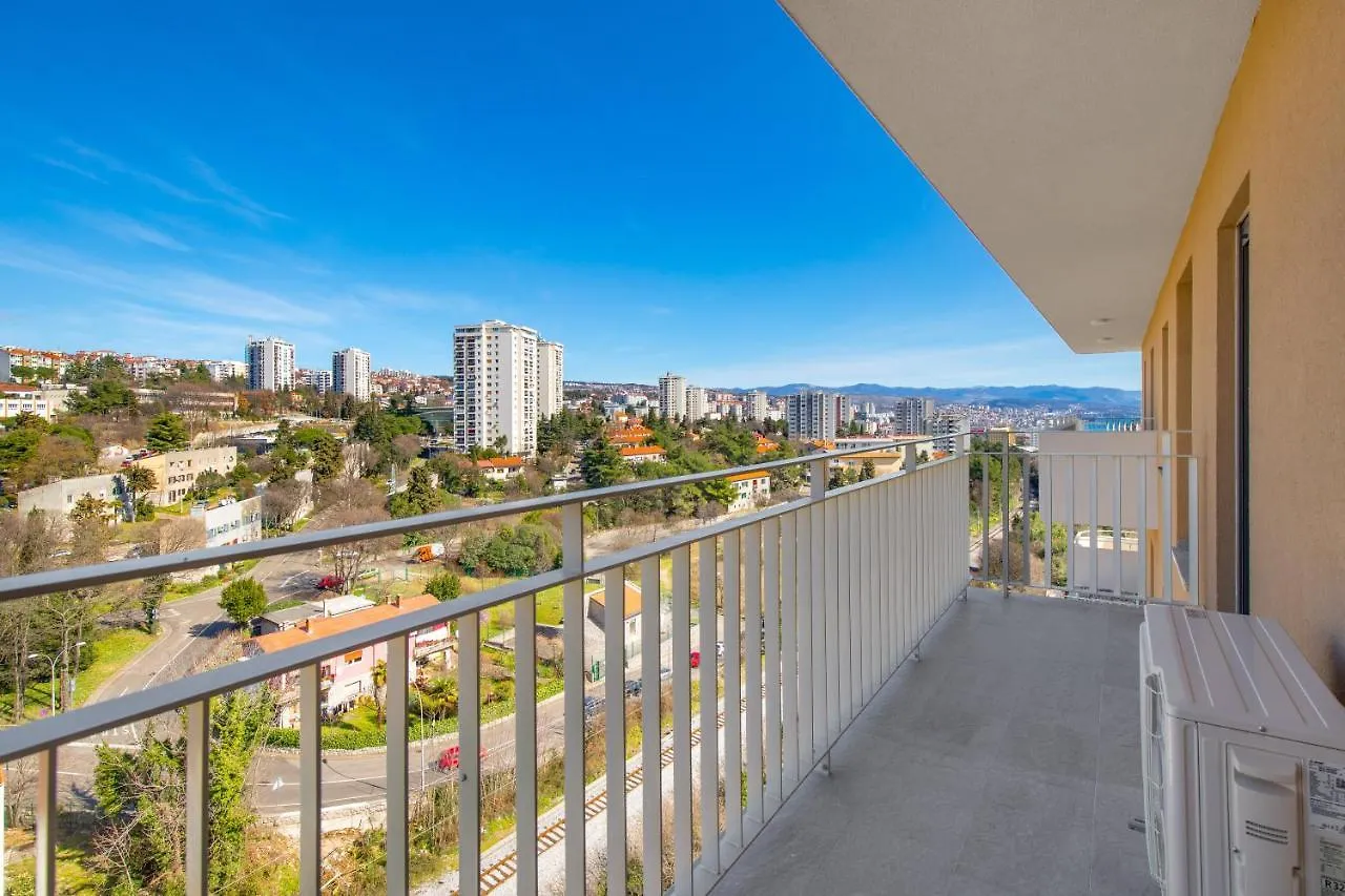 Apartment Apartman Flos Maris Rijeka