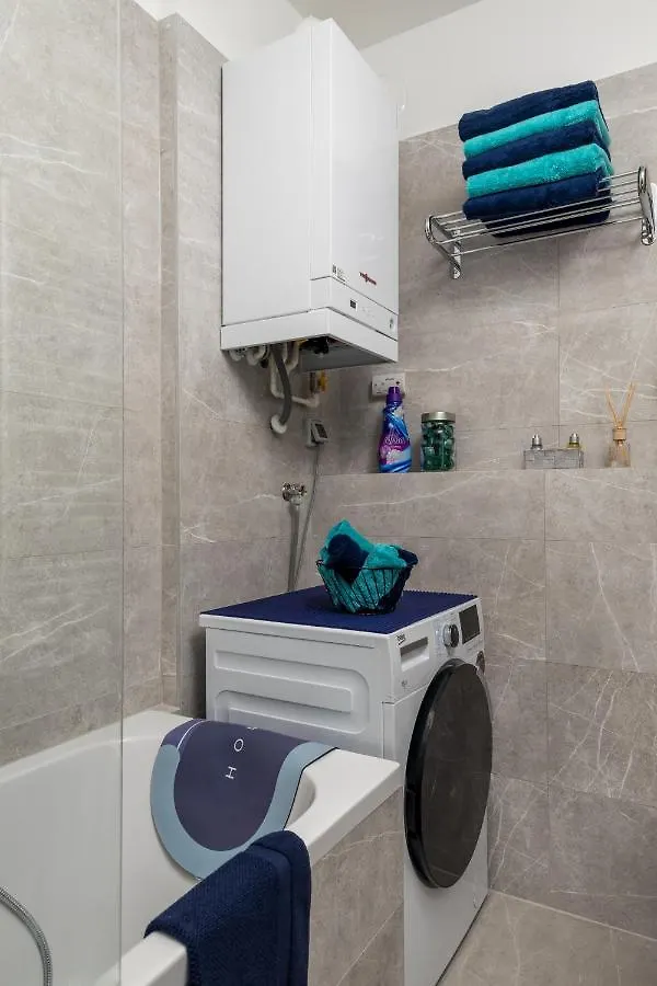 Apartman Flos Maris Rijeka 0*,  Croatia